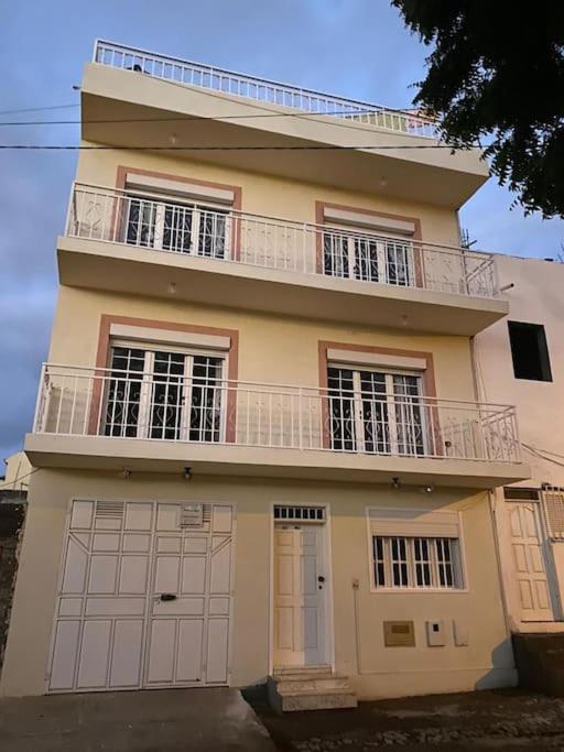 Maison Familiale A Tarrafal. タラファル エクステリア 写真